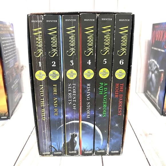 Warriors: The Complete First Series The Prophecies Begin Box Set Volumes 1 To 6 - Picture 2 of 4